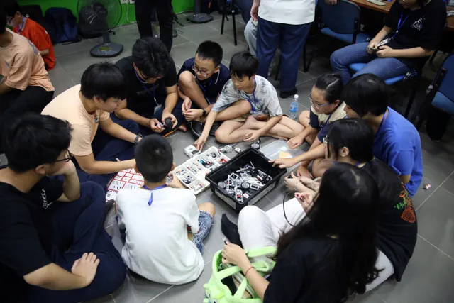 GART Robotics Camp 2024: Khơi dậy niềm đam mê sáng tạo của thiếu niên - Ảnh 21.