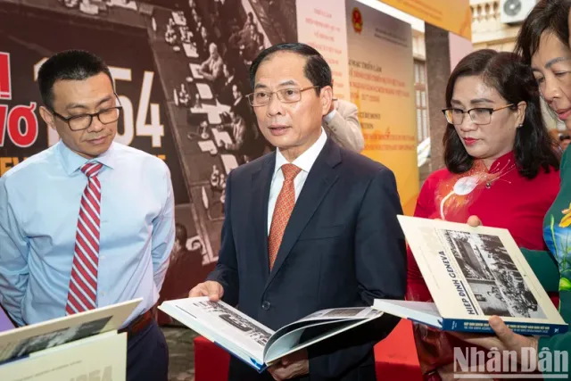 Exhibition on Geneva Agreement opens  - Ảnh 1.