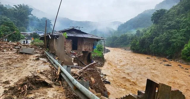 Chuyên gia cảnh báo các điểm nguy cơ lũ quét, sạt lở đất ở 12 tỉnh miền núi phía Bắc - Ảnh 1.