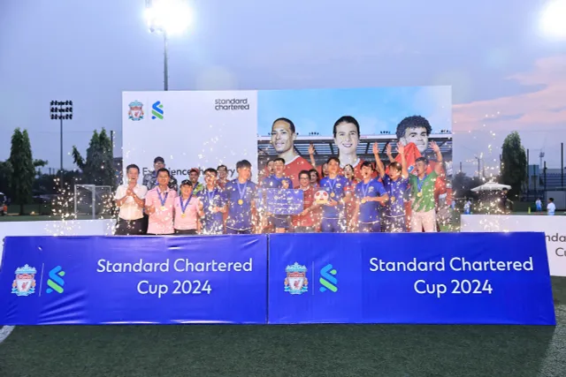 Khởi tranh Giải bóng đá Cúp Standard Chartered 2024 - Ảnh 11.