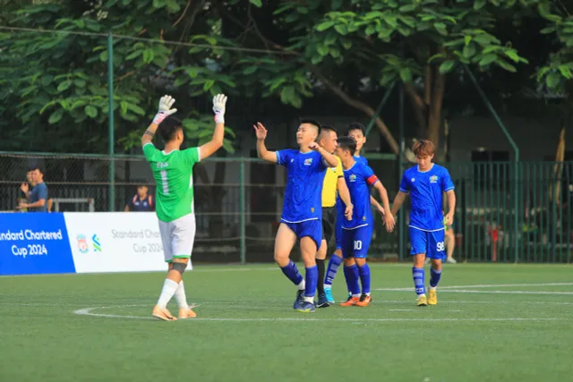 Khởi tranh Giải bóng đá Cúp Standard Chartered 2024 - Ảnh 8.