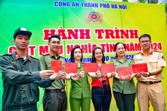 Công an TP. Hà Nội phát động Hành trình Giọt máu nghĩa tình năm 2024  - Ảnh 5.