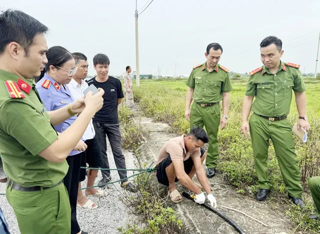 Nhóm đối tượng trộm cắp dây cáp điện bán phế liệu gây thiệt hại hơn 6 tỷ đồng - Ảnh 2.