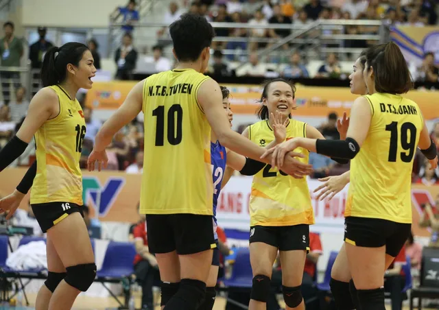 Vietnam’s first win at VTV International Women’s Volleyball Cup - Ảnh 14.