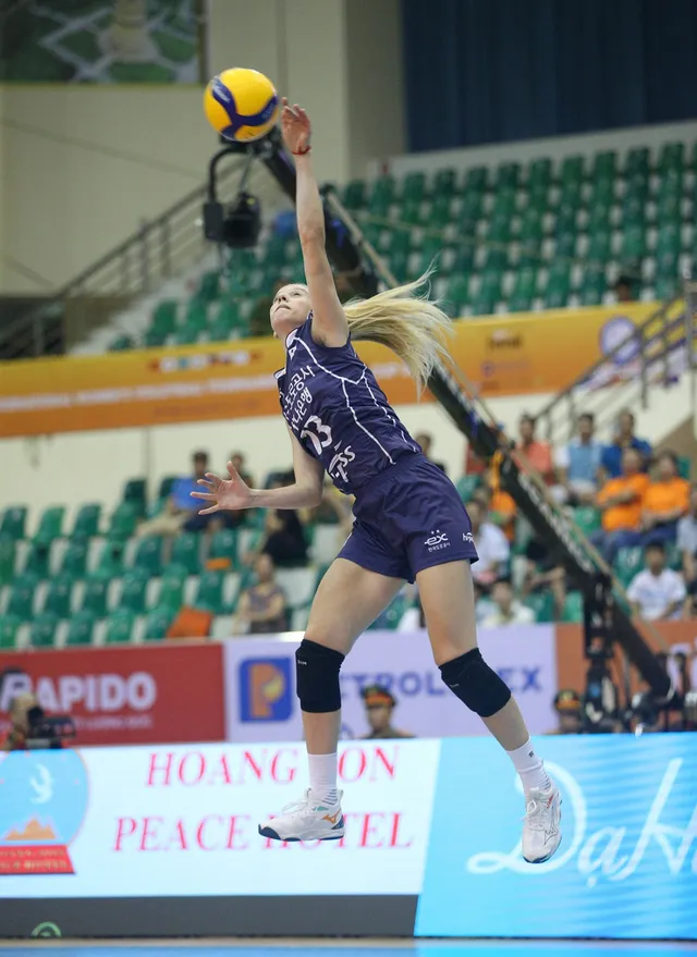 Vietnam’s first win at VTV International Women’s Volleyball Cup - Ảnh 9.