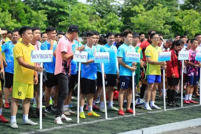 VTV 2024 mini-football tournament kicked off - Ảnh 3.