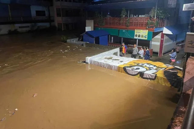 5 tỉnh vẫn chìm trong nước lũ, Thái Lan kêu gọi Ủy hội sông Mekong tăng cường giám sát lũ lụt - Ảnh 1.