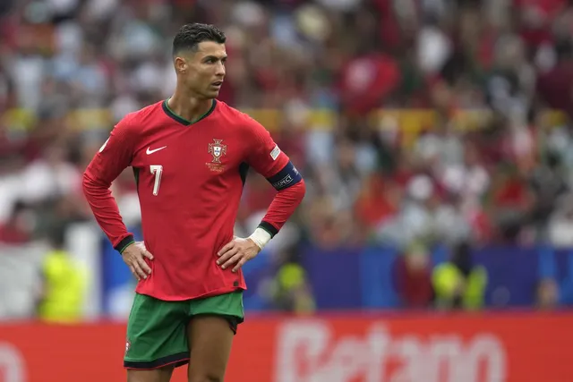 Cristiano Ronaldo lên kế hoạch giải nghệ ở tuổi 40 - Ảnh 1.