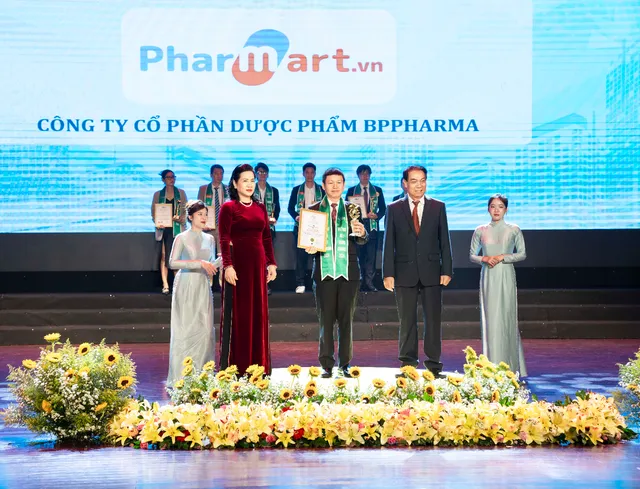 Nhà thuốc Pharmart - Vượt qua mọi kỳ vọng trở thành Thương hiệu tốt nhất vì người tiêu dùng 2024 - Ảnh 1.