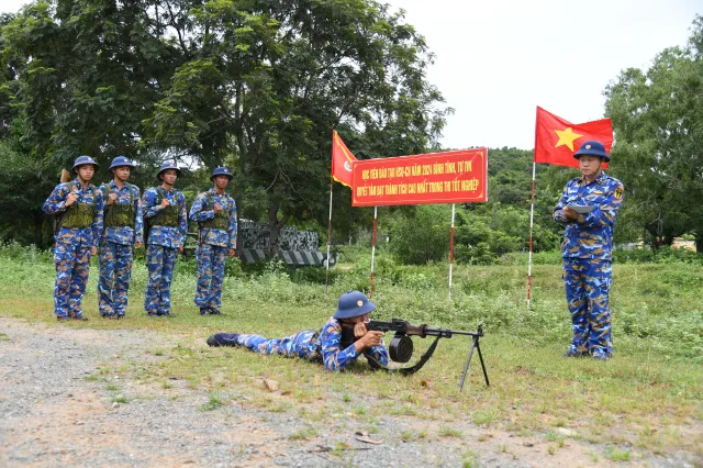 Vùng 5 Hải quân: Bảo quản, sử dụng tốt vũ khí, trang thiết bị - Ảnh 3.