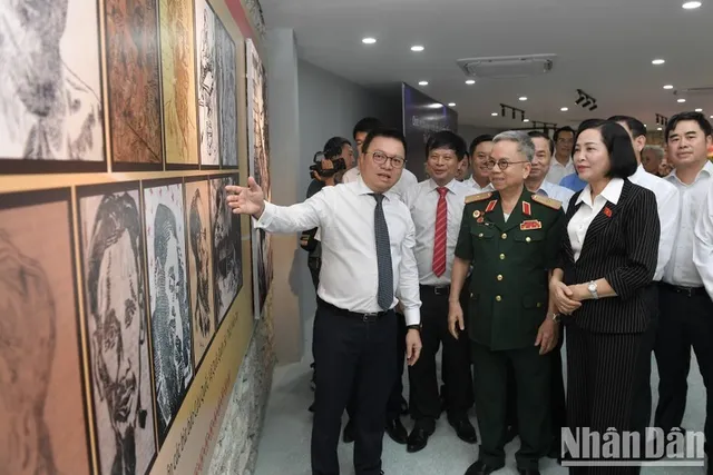 In Pictures: Renovation of Huynh Thuc Khang Press School inaugurated in Thai Nguyen - Ảnh 9.