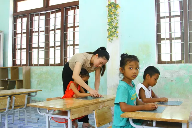 Thầy và trò biên giới Quảng Bình sẵn sàng cho năm học mới - Ảnh 9.