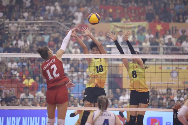 ĐT Việt Nam 0-3 (27-29, 15-25, 15-25) Korabelka (Nga): Chức vô địch VTV Ferroli Cup 2024 thuyết phục của Korabelka - Ảnh 4.