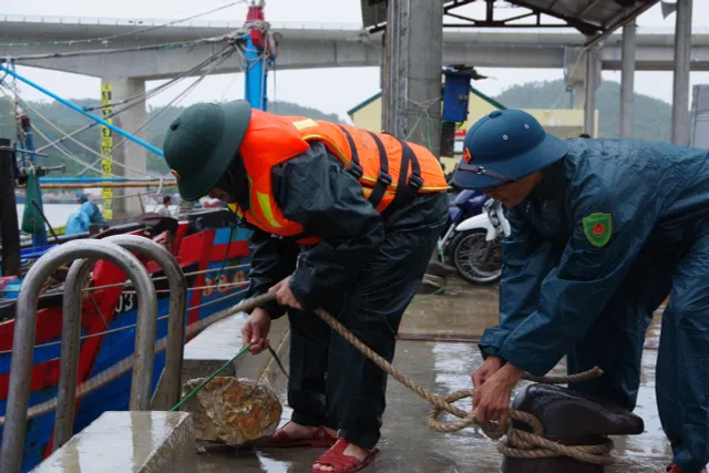 Nghệ An triển khai các phương án ứng phó với mưa lũ, sạt lở đất, hồ chứa - Ảnh 3.