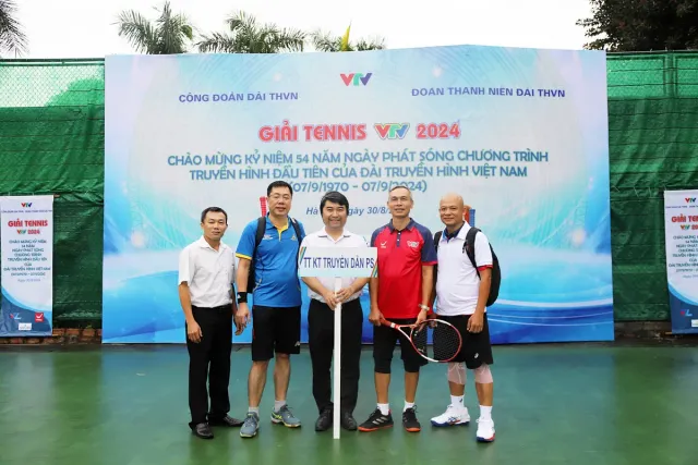 VTV Tennis Tournament 2024: Exciting Opening Day - Ảnh 8.