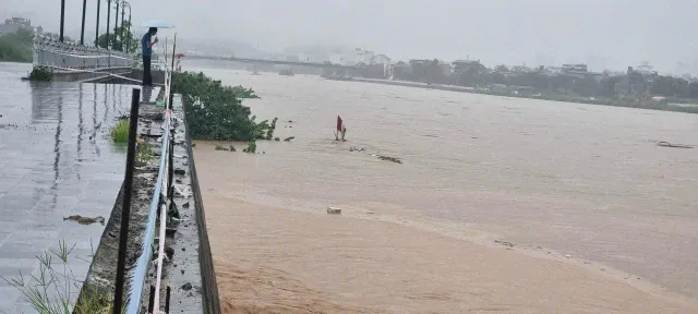 Lào Cai: 14 người tử vong, ngập lụt diện rộng - Ảnh 2. Lào Cai: 14 người tử vong, ngập lụt diện rộng - Ảnh 2.