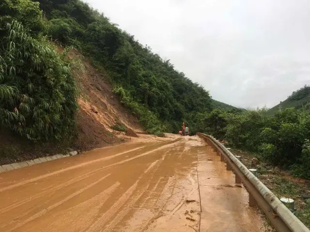 Sơn La: Tập trung cao độ khắc phục, xử lý thiệt hại sau bão số 3 - Ảnh 6.