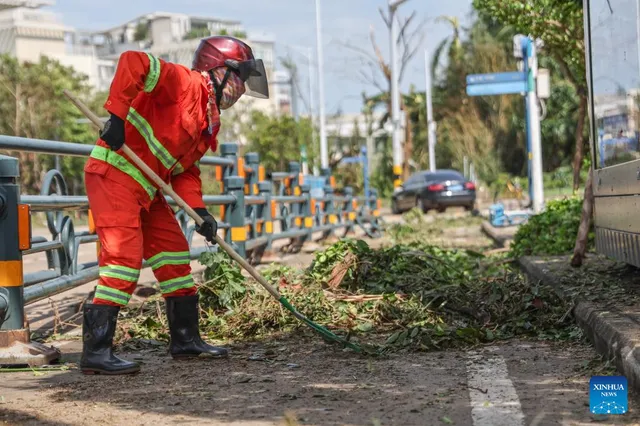 Tỉnh đảo Hải Nam, Trung Quốc phục hồi sau siêu bão Yagi - Ảnh 1.