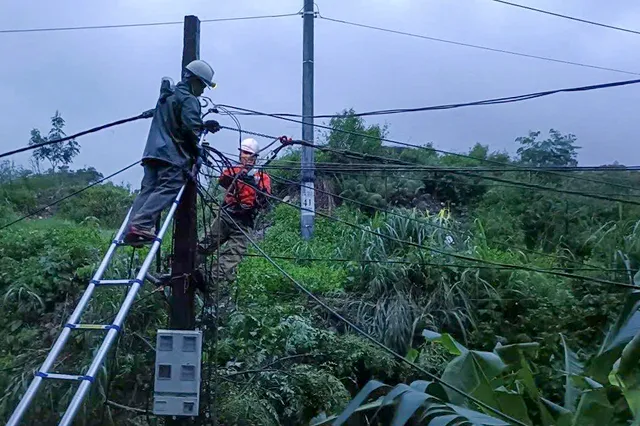 Hôm nay, cơ bản khôi phục cung cấp điện cho TP Hạ Long - Ảnh 1.