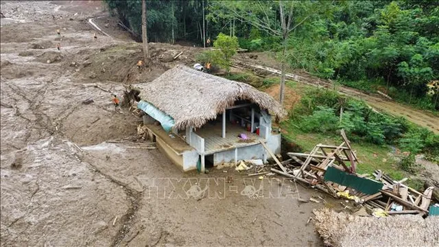 Làng Nủ hoang tàn sau lũ dữ - Ảnh 5.