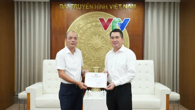 Tổng Công ty Cảng hàng không Việt Nam (AVC) chung tay cùng Quỹ Tấm lòng Việt tái thiết Làng Nủ - Ảnh 1.