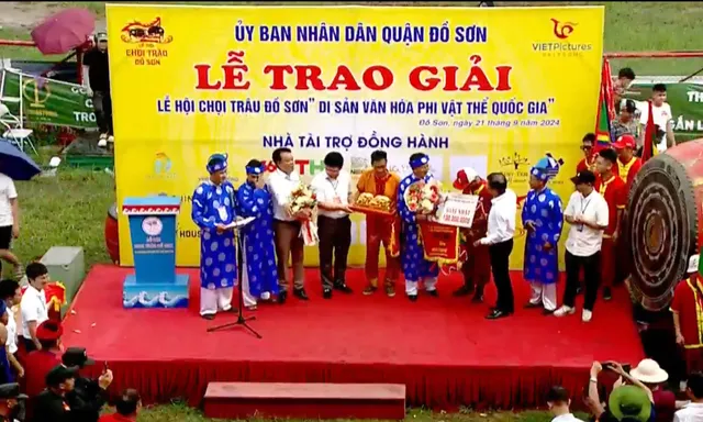 Ông trâu phường Hải Sơn xuất sắc dành giải Nhất tại Lễ hội chọi trâu Đồ Sơn 2024 - Ảnh 4.