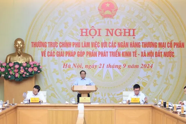 Thủ tướng Phạm Minh Chính làm việc với các ngân hàng thương mại phục vụ phát triển đất nước - Ảnh 2.