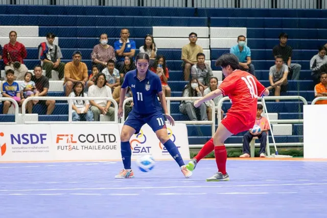 ĐT futsal nữ Việt Nam vô địch giải giao hữu quốc tế tại Thái Lan - Ảnh 2.