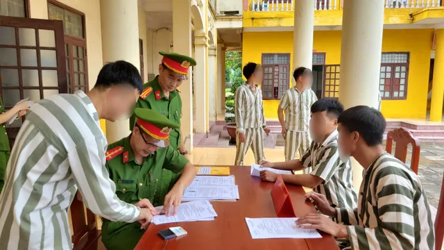 Thanh Hóa: 13 phạm nhân đang thi hành án được đặc xá - Ảnh 3.