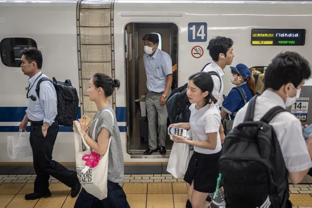 Tàu cao tốc Shinkansen - biểu tượng của ngành đường sắt và du lịch đường sắt Nhật Bản - Ảnh 2.