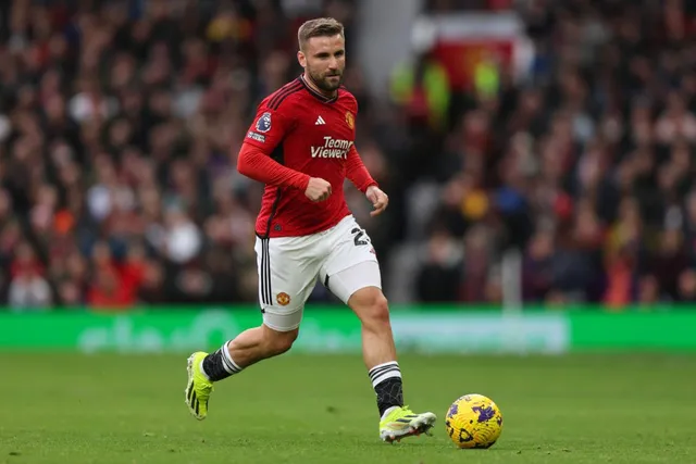 Luke Shaw nghỉ thi đấu dài hạn - Ảnh 1.