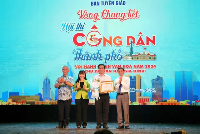 Chung kết Hội thi “Công dân thành phố và hành trình văn hóa 2024 - Ảnh 6.