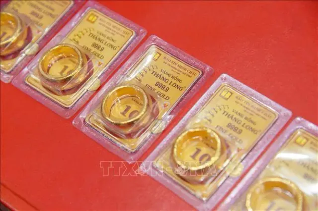 Giá vàng giảm nhẹ - Ảnh 1.