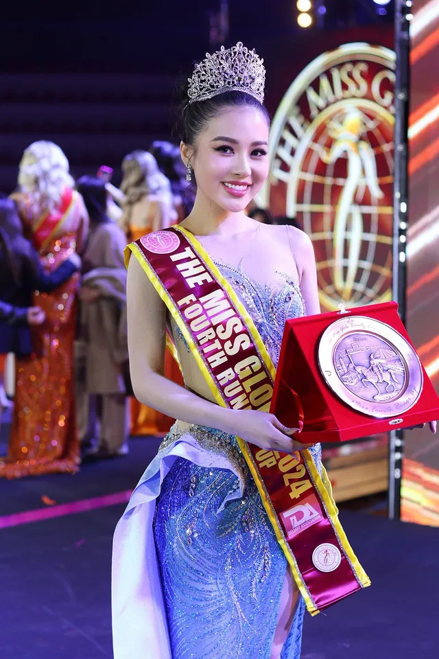 Đỗ Hà Trang giành Á hậu 4 The Miss Globe 2024 - Ảnh 3.