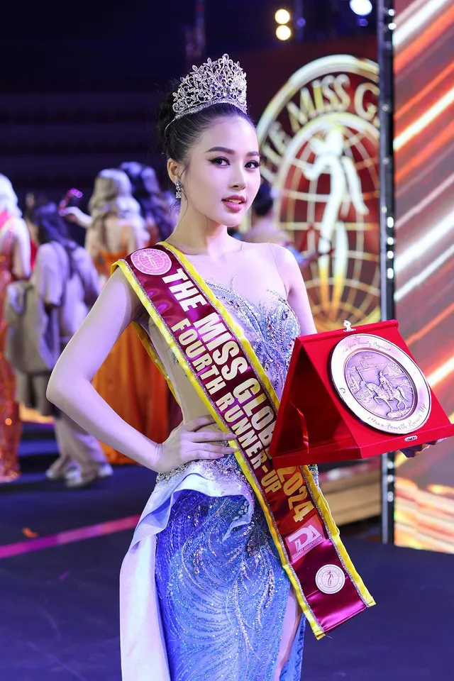 Đỗ Hà Trang giành Á hậu 4 The Miss Globe 2024 - Ảnh 2.