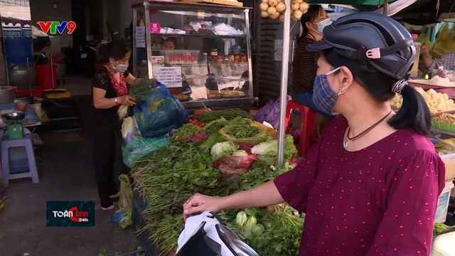 Nhiều hàng hóa tăng giá