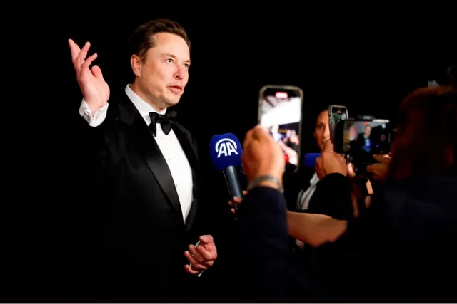 Bầu cử Mỹ: Tỷ phú Elon Musk chi khủng ủng hộ ông Trump - Ảnh 1.