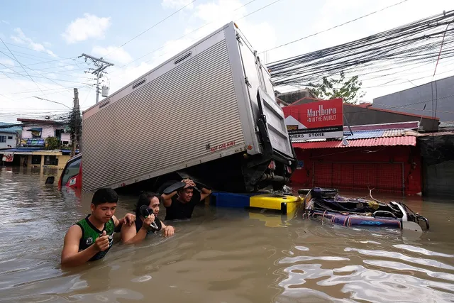 Philippines: Gia tăng thiệt hại do bão Trami, số người chết tăng lên 82 người - Ảnh 1.