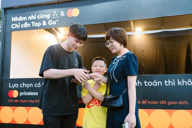 Mastercard đẩy nhanh thanh toán số tại Việt Nam với ngày thẻ Việt Nam 2024 - Ảnh 3.