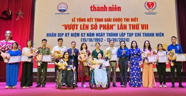 Gần 1.000 tác phẩm tôn vinh những tấm gương Vượt lên số phận - Ảnh 2.