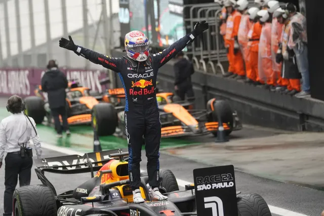 Max Verstappen thắng lợi lịch sử tại sao Paulo, Lando Norris gặp họa mất ngôi đầu! - Ảnh 1.