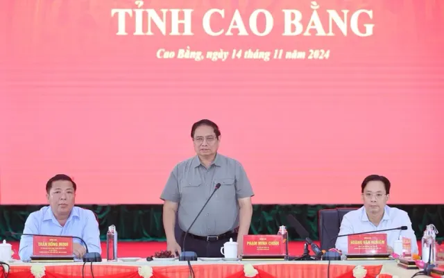 Thủ tướng: Thông tuyến cao tốc từ Cao Bằng đến Cà Mau trong năm 2025 - Ảnh 2.