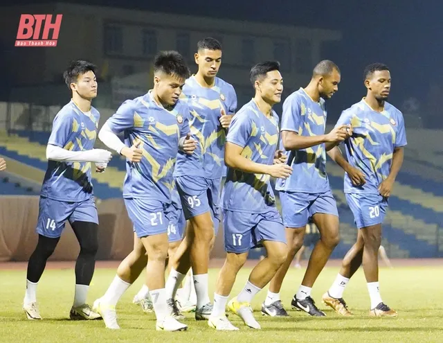 Lịch thi đấu V.League hôm nay 15/11: HAGL gặp khó, Viettel - Thanh Hóa tranh ngôi đầu - Ảnh 2.