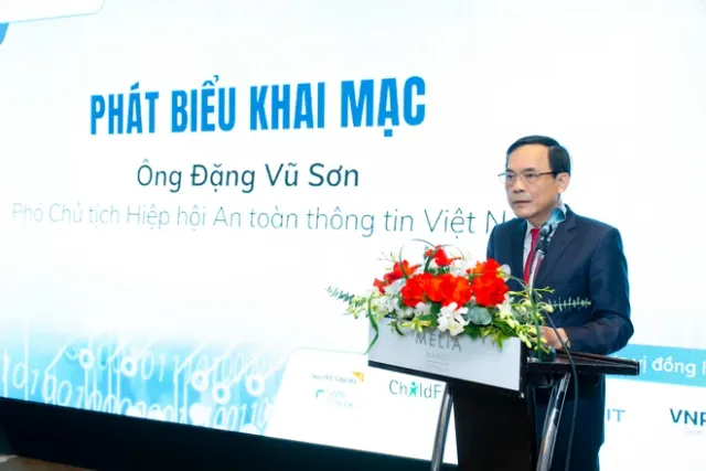 Bảo vệ trẻ em trên không gian mạng - Ảnh 1.