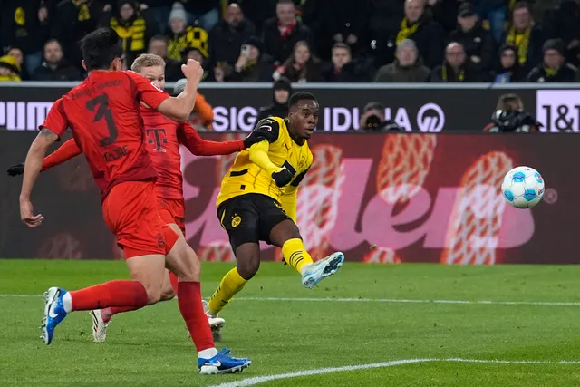 Dortmund và Bayern Munich bất phân thắng bại - Ảnh 1.