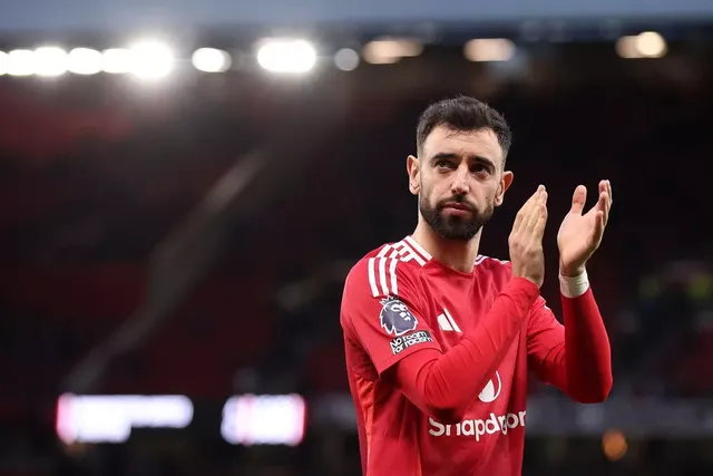 Ruben Amorim hô biến 8 ngôi sao, hồi sinh Man United đua top Champions League - Ảnh 2.