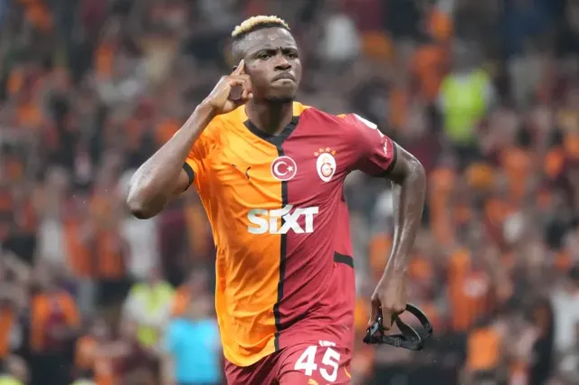 Victor Osimhen tiết lộ bí mật: Giấc mơ Premier League hay hạnh phúc ở Galatasaray? - Ảnh 3.