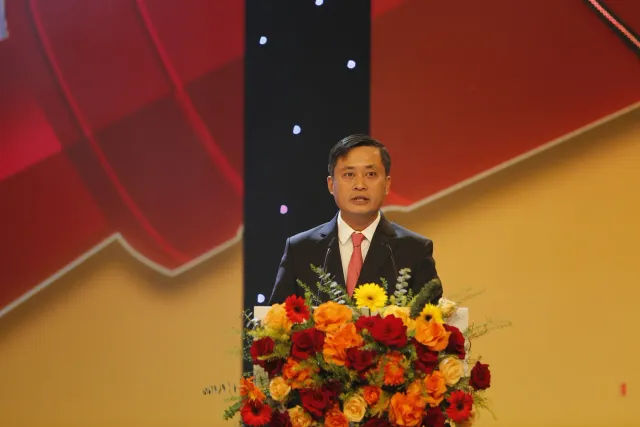 Winners of the 6th Press Moment Photography Contest honored - Ảnh 3.