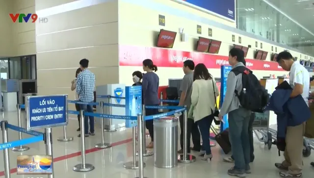 Nhiều đường bay "cháy vé" trong dịp cao điểm Tết Nguyên đán Ất Tỵ 2025