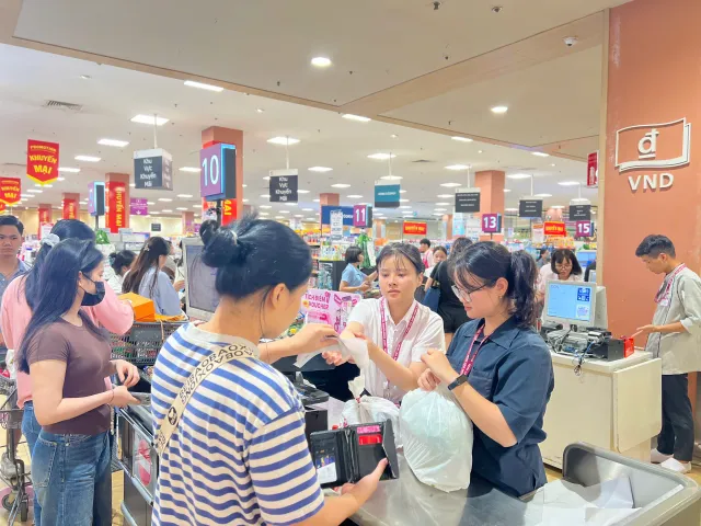 AEON Vietnam boosts recruitment and expansion in 2025 - Ảnh 1.